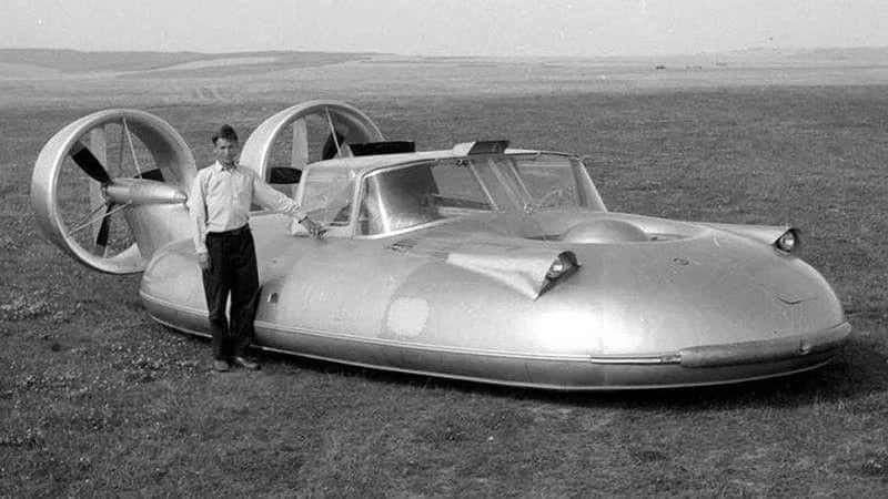 The GAZ-16, Soviet air cushion vehicle prototype built in 1962 by the Gorky Automobile Plant